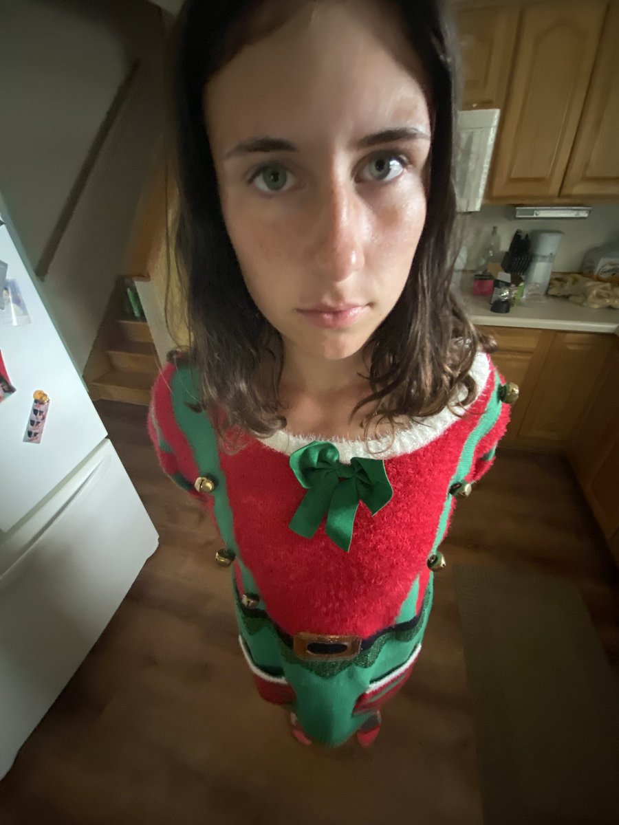 give me a ho ho ho for homecoming week!! #vjahoco22 <a href="/AndrewStuCo/">VJA StuCo</a>