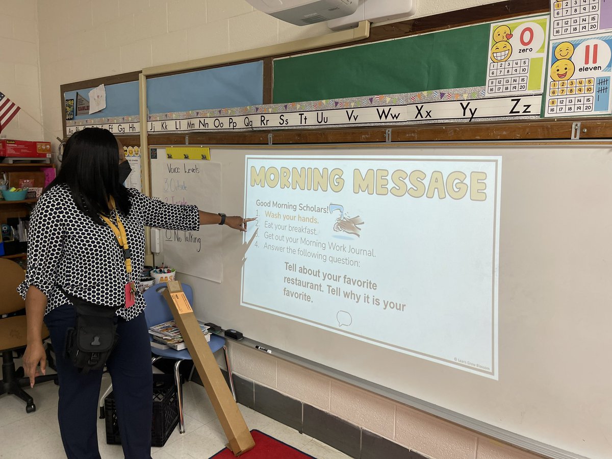 DrJoiRobinson's tweet photo. Learning begins when the doors of the school open. We are utilizing every minute of instruction to maximize learning! #Operation55 #BellToBellLearning @pmubenga @nakiahardy @drstacydstewart @juliespencer8 https://t.co/YtZsyWizMX