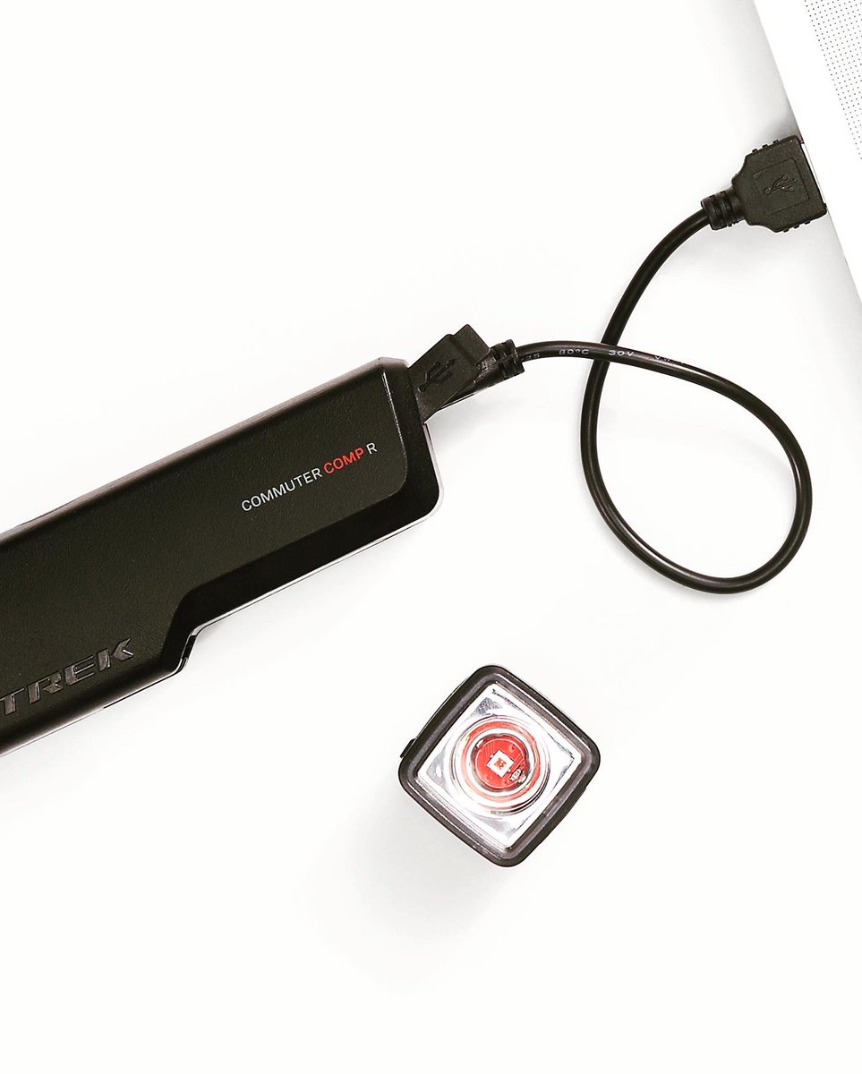 ZiggysCycleKW's tweet image. With days getting shorter and darker sooner we are stocked up with USB lights💡 to keep you cycling 🚴‍♂️ 🚵

@Bontrager 
@GarminCycling 
@TrekBikes 

#bontragerlights 
#usblight 
#cyclinglights 
#cycling 
#fallcycling 
#fall