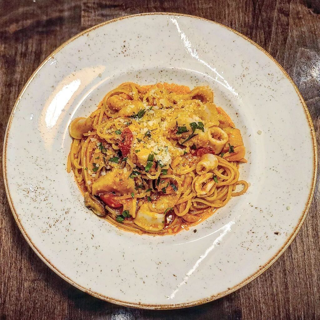 Linguini linguini with seafood ragu, calabrian pepper oil & basil @SanLorenzoDC - Washington, DC Date Visited: Sept 18, 2022 #BehradEats #SanLorenzoDC #ShawDC #WashingtonDC