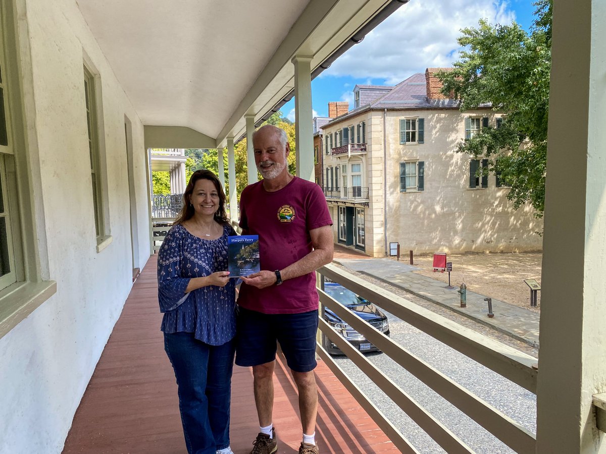 HFPAssociation's tweet photo. Our Executive Director Cathy has chosen the Ninth Edition of the "Walker's Guide to Harpers Ferry" as her #BookoftheMonth!

#HarpersFerryNHP #Bookstore #WalkersGuide https://t.co/0LFOXRkfWs