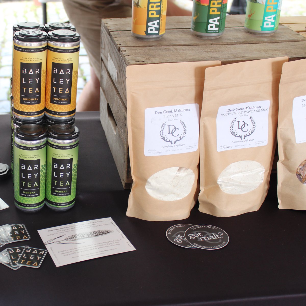 We're back this week in full force this week bearing your favorite brews, Barley Tea, and malty baking mixes and ingredients. Find us at Fairmount, Eagleview, Bryn Mawr, Phoenixville, Rittenhouse, Media, and Headhouse markets. Pre-order at loom.ly/_YNEvM4. #pacraftmalt