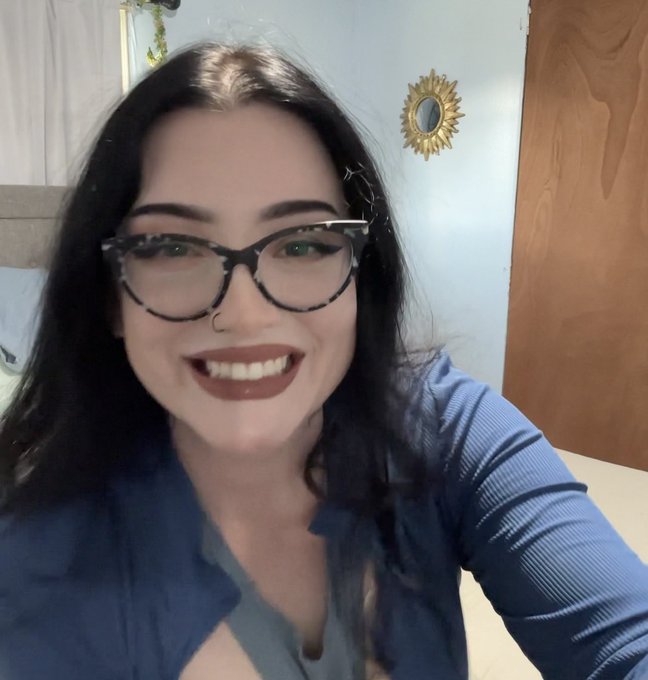posted a funny vid on my 🌶️ sites https://t.co/ua0fxIcUZJ