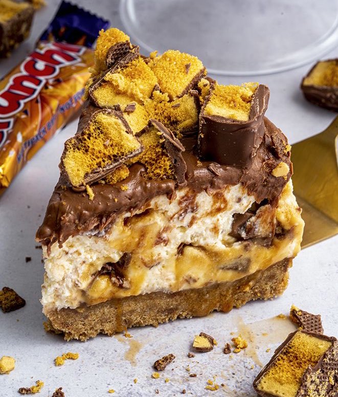 WHATSFORDlNNER's tweet photo. Crunchie Cheesecake https://t.co/ETU7XlVViQ
