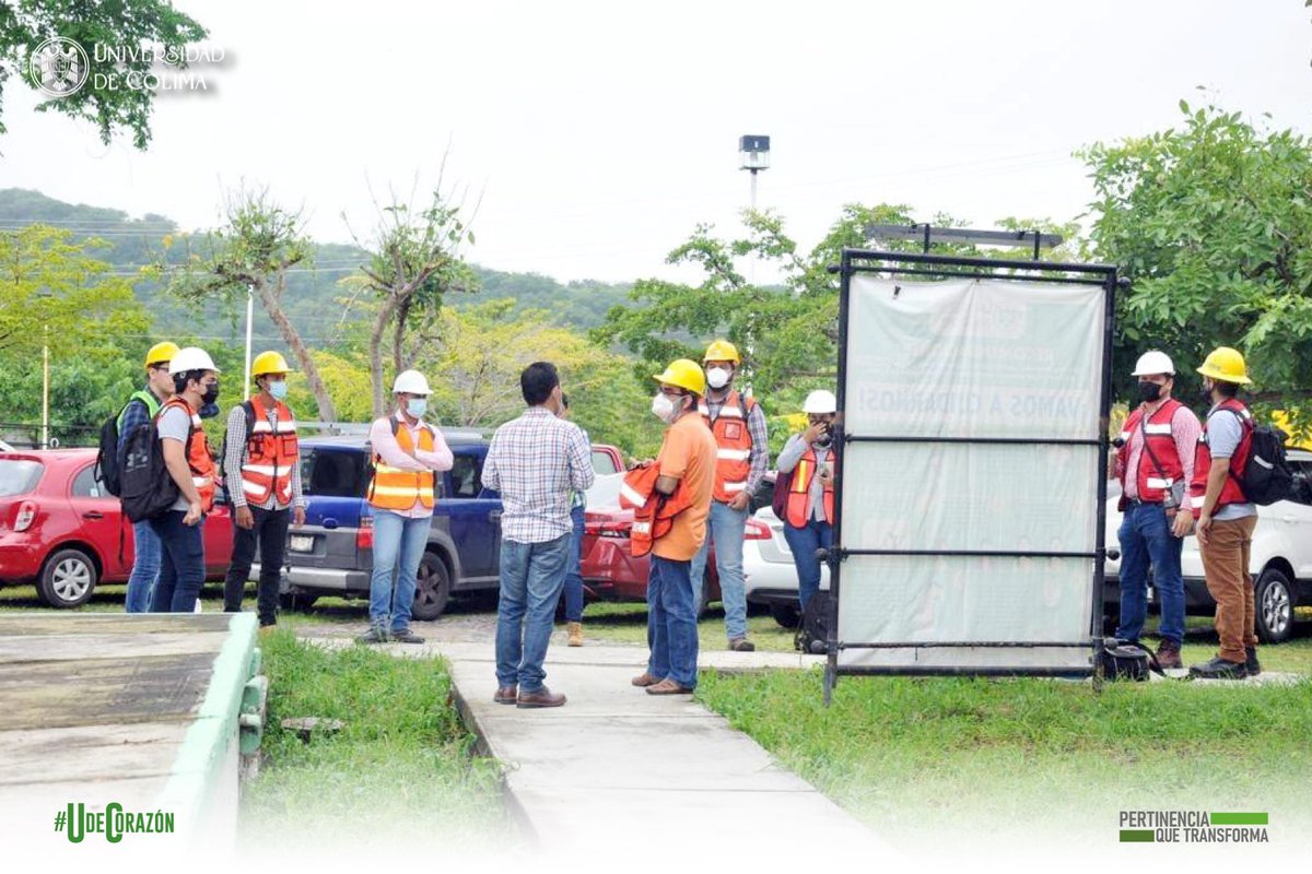 udec_oficial's tweet photo. El rector Christian Torres Ortiz Zermeño, recorrió esta mañana el campus de Coquimatlán, con el objetivo de conocer los daños en la infraestructura luego del sismo de ayer y poder tomar las medidas necesarias para salvaguardar a nuestra #ComunidadUdeC 💚

#EventosUdeC https://t.co/J8hAzSllMM