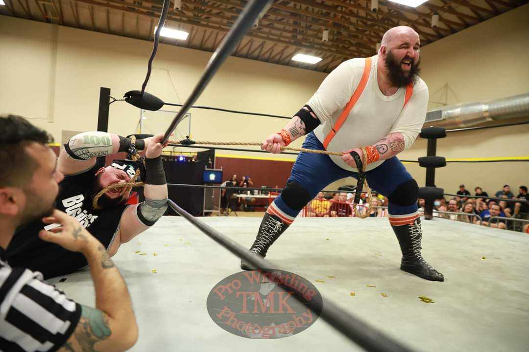 Brute_VanSlyke's tweet photo. First there was fire, then there was smoke
Then that preacher man was hangin' by a rope
#HiredGun #HiredGunInc #Grizzled #GunSlinger #OutlawsForLife #AintDeadYet #HellsComingWithMe
@DaddyYeahPro
📷 tmk pro wrestling photography https://t.co/Coji6HLwEN