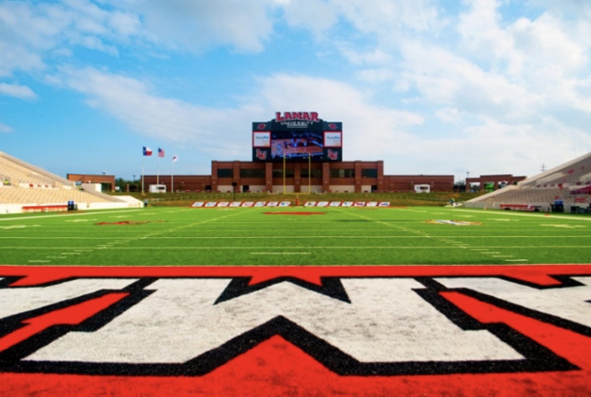 CamDischler's tweet image. I’m very excited to say that I have received my first offer to play D1 football  @LamarUniversity @LamarFootball @ScottThiessen15 @blane_morgan #GoCards