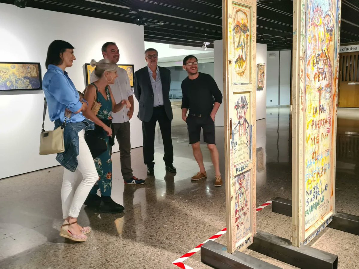👨🏼‍🎨 La pandèmia li va fer venir la inspiració, es va posar a pintar i aquests dies presenta la seva primera exposició de quadres a <a href="/LaFACT_Cultural/">LaFACT Cultural</a>.

🧑‍🎨 Avui he anat a veure l'exposició del terrassenc Eduard Moya, una obra amb estil lliure ple d'emocions. 

📌 Fins al 9 d'octubre.
