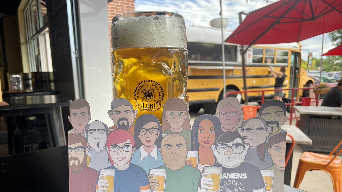 Lukibrew's tweet photo. Weather in the 70s, Oktoberfest beers, @geekswhodrink and food from The Magic Food Bus.  Could you really do any better tonight?  Trivia starts at 7p!
#Lukibrew #StateOfCraftBeer #Arvada #DrinkLocal #CraftBeer #ColoradoCraft #SeekTheSource #Oktoberfest #Trivia #FoodTruck https://t.co/hJVf8Yd5gZ