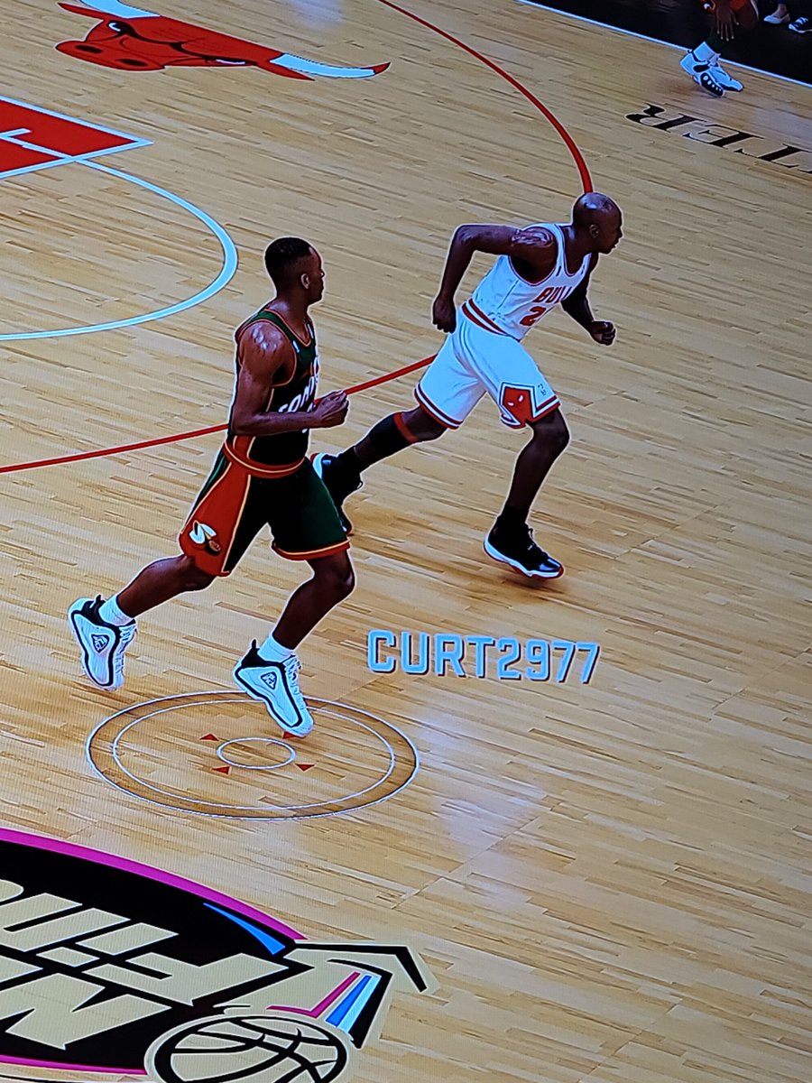 flyguy2977's tweet photo. @Ronnie2K https://t.co/MRLqi3lpoV