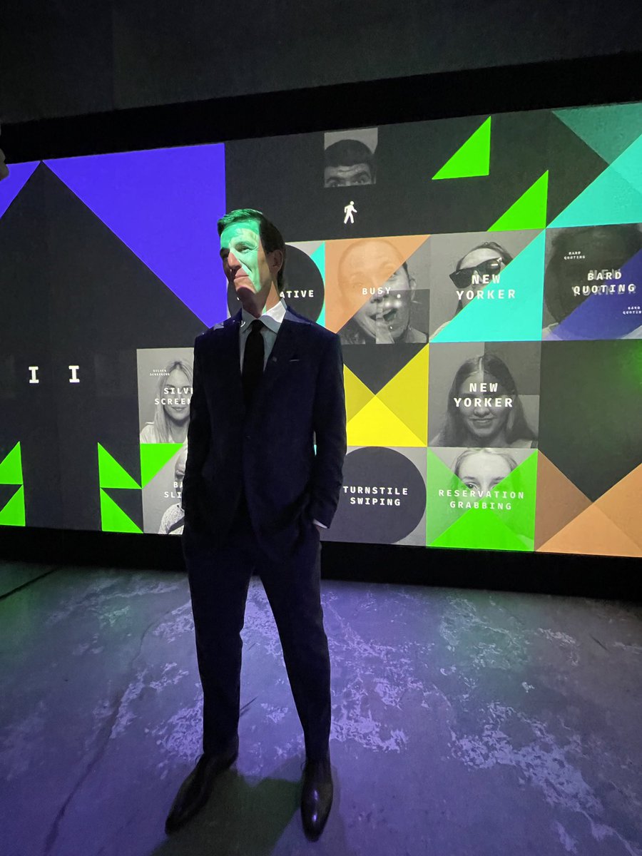 Great time yesterday at the Living Portrait of NYC with <a href="/JBsportscaster/">JB James Brown</a>. It’s a multimedia experience created by <a href="/CitizensBank/">Citizens</a> celebrating the city and its people. Check it out at 29 W. 23rd Street and find out more at livingportrait.nyc #citizensofny #livingportraitnyc