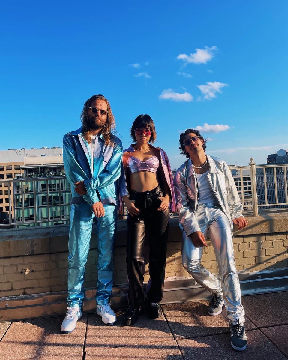 DNCE's tweet photo. HERE’S TO YOU JACK! 🥳 https://t.co/9fT7TaBm2p