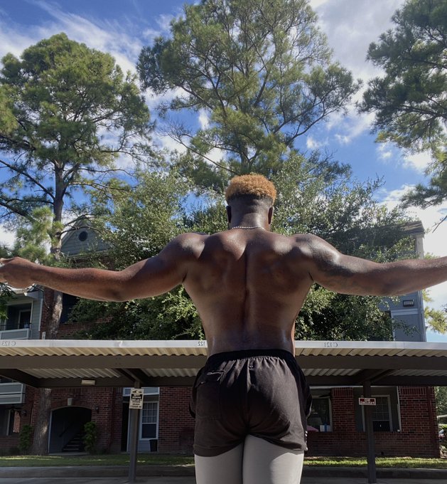 Watch BRIAN MICKEY's leaked NSFW photo on TwXstars