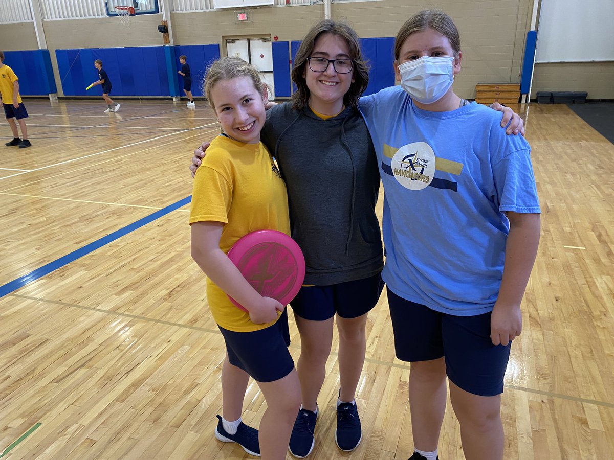 fun_in_physed's tweet photo. Showing #navigatorpride today on school spirit day! ⚓️ @SFX_Medina https://t.co/UVJmz86Oqj