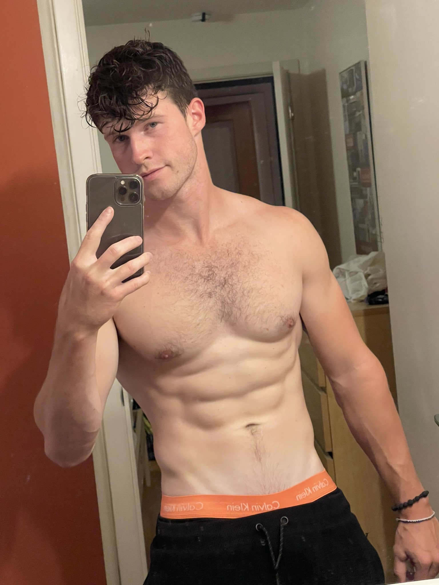 Finn Harding on Twitter: "Let’s gonna go get sweaty at the gym. Who
