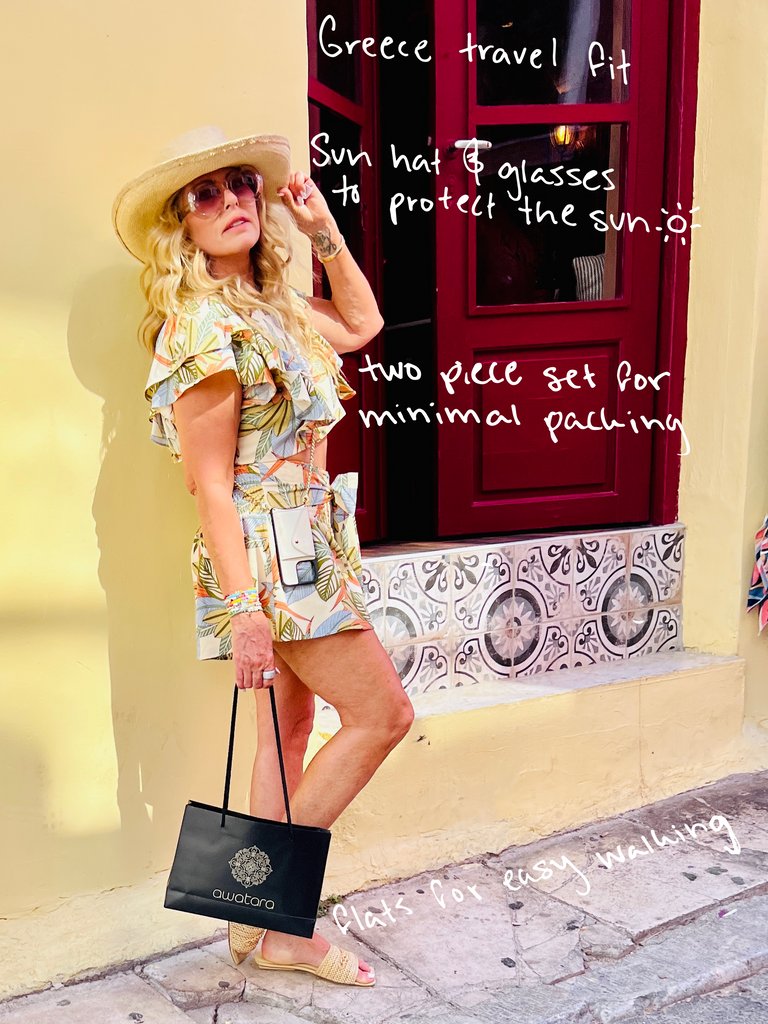 Travel hacks for an effortless adventure to Greece! Swipe right to see what it takes to have a cute and easy look great for travel🌟
-
-
#travelhacks #instagood #travelinsta #realhairbehindthechair #savvystyle #stylesecrets