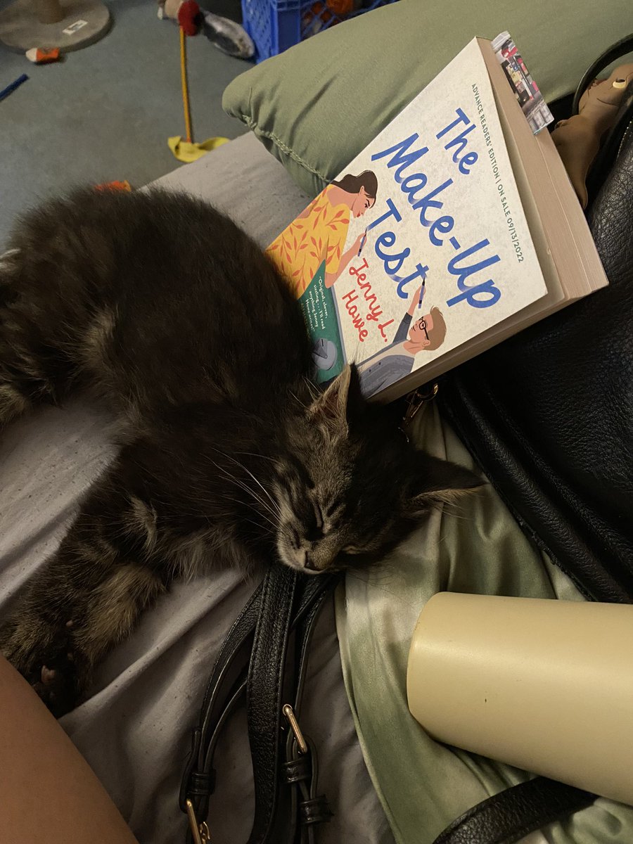beck_untitled's tweet photo. @jennylhowe This is Sarge. She likes to sleep on (and occasionally chew on) my books so I can’t read them. She cute tho. https://t.co/Qjt1LBCwJk