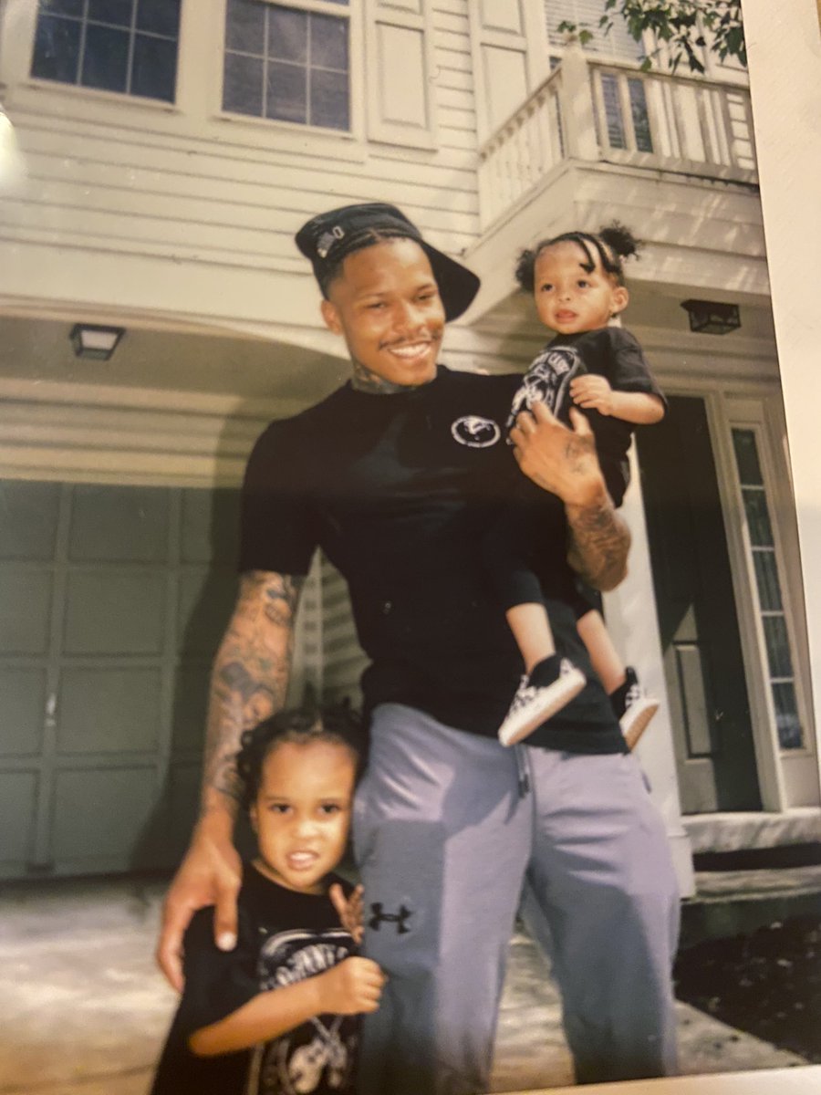 wopdagoonBBG's tweet photo. i dun had some lil jits , so i could never call a quits 🤞🏼 #myonlytwo
#onedaughter #oneson ..... #lilGOONzzz https://t.co/JeKmel0xgy