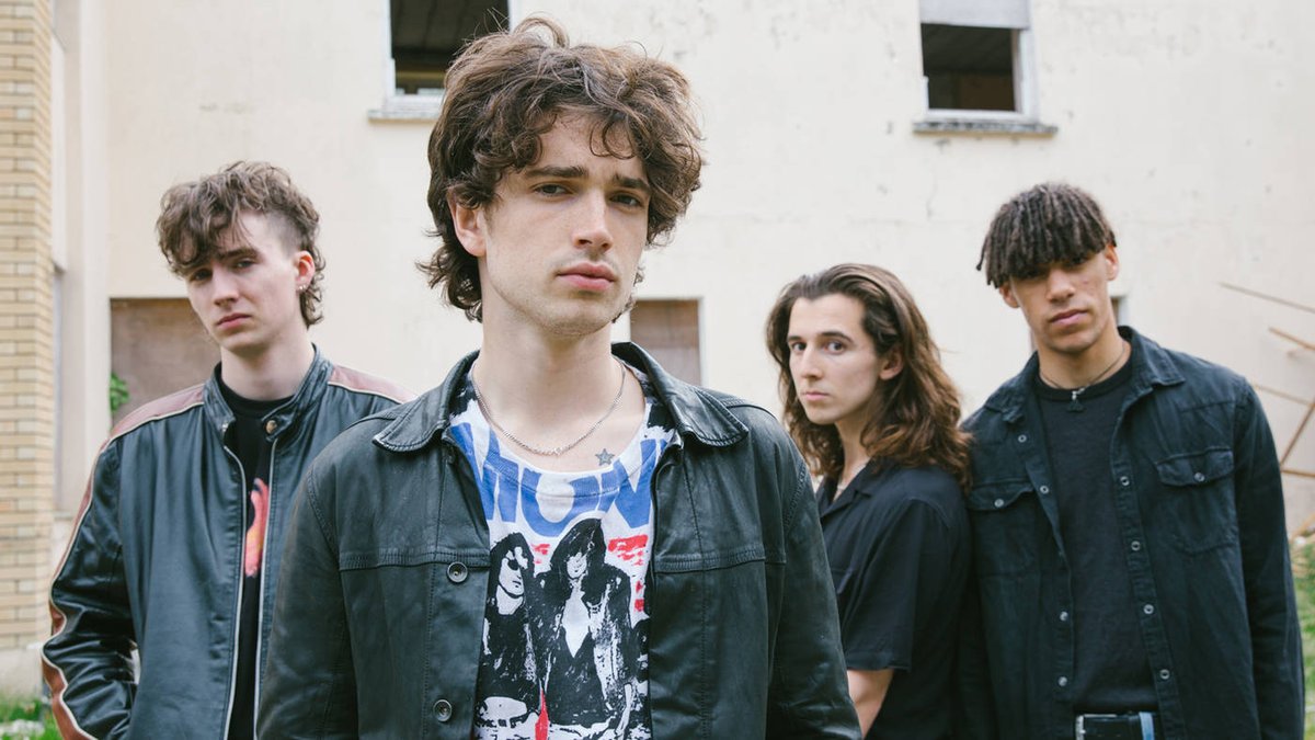 Melomaniacos_br's tweet photo. Os irlandeses do Inhaler são uma das atrações cotadas para tocar no @lollapaloozabr em 2023. Em 2021, a banda lançou seu disco de estreia “It Won't Always Be Like This”. https://t.co/99VowhbgKz