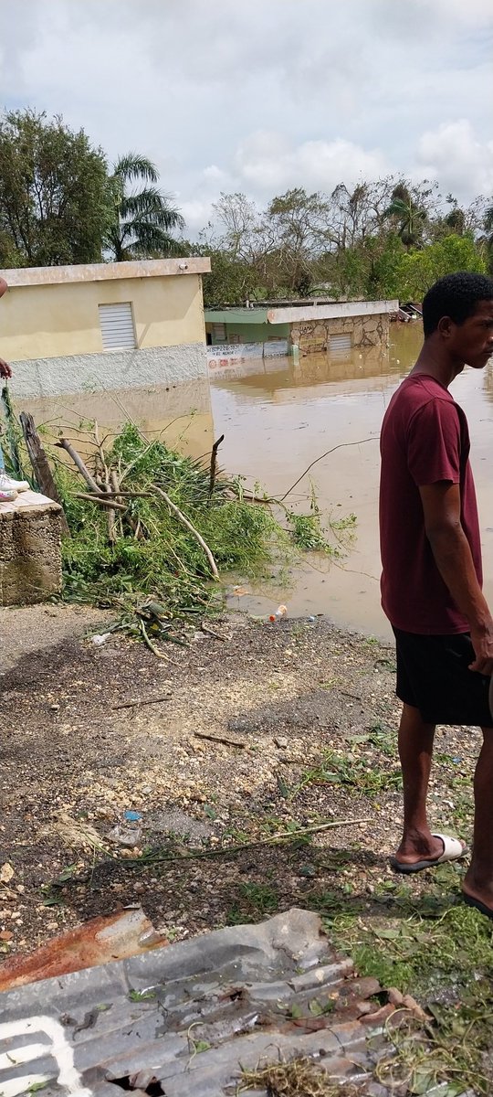 mateo_themely14's tweet photo. En San Rafael del Yuma provincia La Altagracia, necesitamos ayuda. Muchas personas damnificadas @PlansocialRD @gobernacin_la @PresidenciaRD @CDN37 @SIN24Horas @raquelarbaje @INAPAGOB https://t.co/rJinLgTwP1