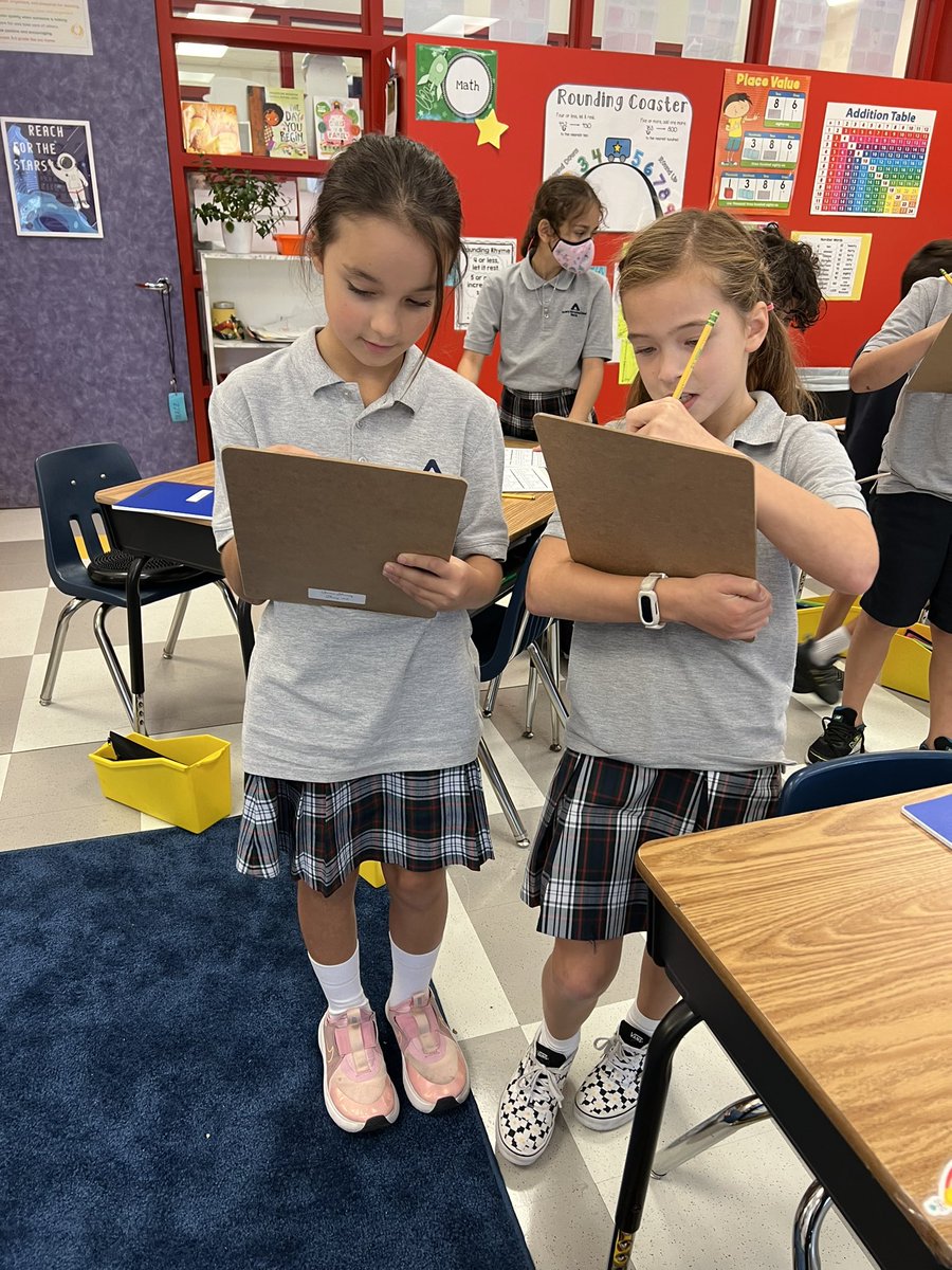 Learning about collective nouns has this BUNCH of grammarians up and moving about the room! <a href="/awtyintlschool/">Awty Intl. School</a> #GrammarPros #Grade3Rocks