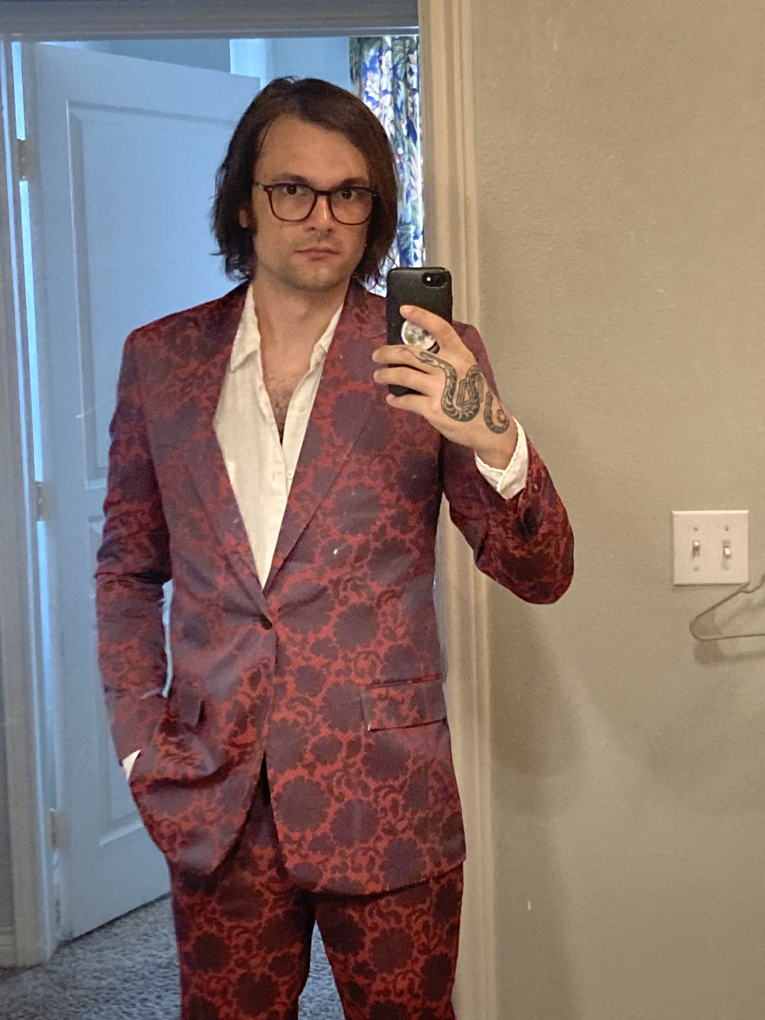 𝖙𝖎𝖒𝖔𝖙𝖍𝖞💀𝖋𝖆𝖚𝖘𝖙 on Twitter "Suit arrived. I think I messed up some of