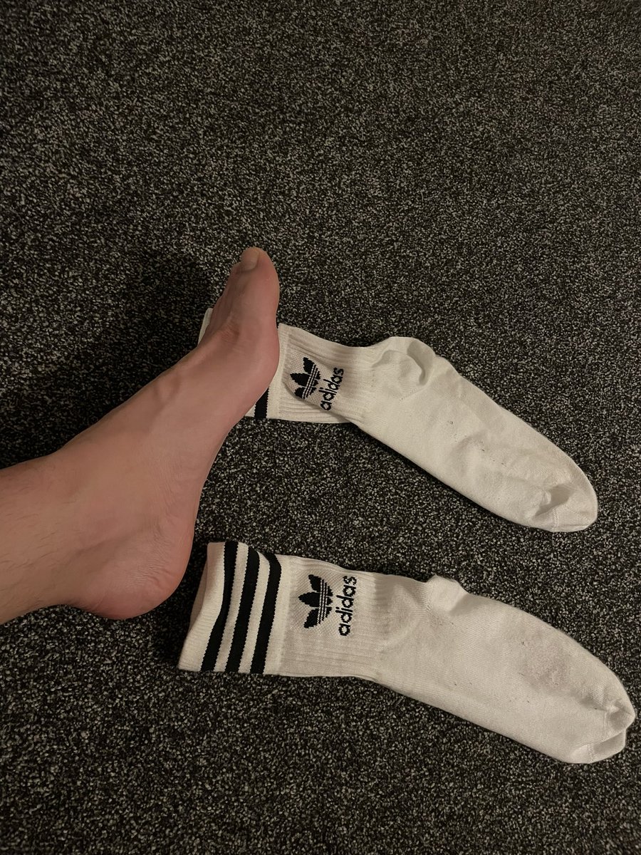 SocksX6's tweet photo. buy my photos now!

#sock #socks #socksgay #feetfethish #feetfinder #feetfind #feet #feetman #mansocks 

#FeetPics
•
#FeetPicsForSale

https://t.co/zds7My7Xgk https://t.co/Xdx1f9vAOy