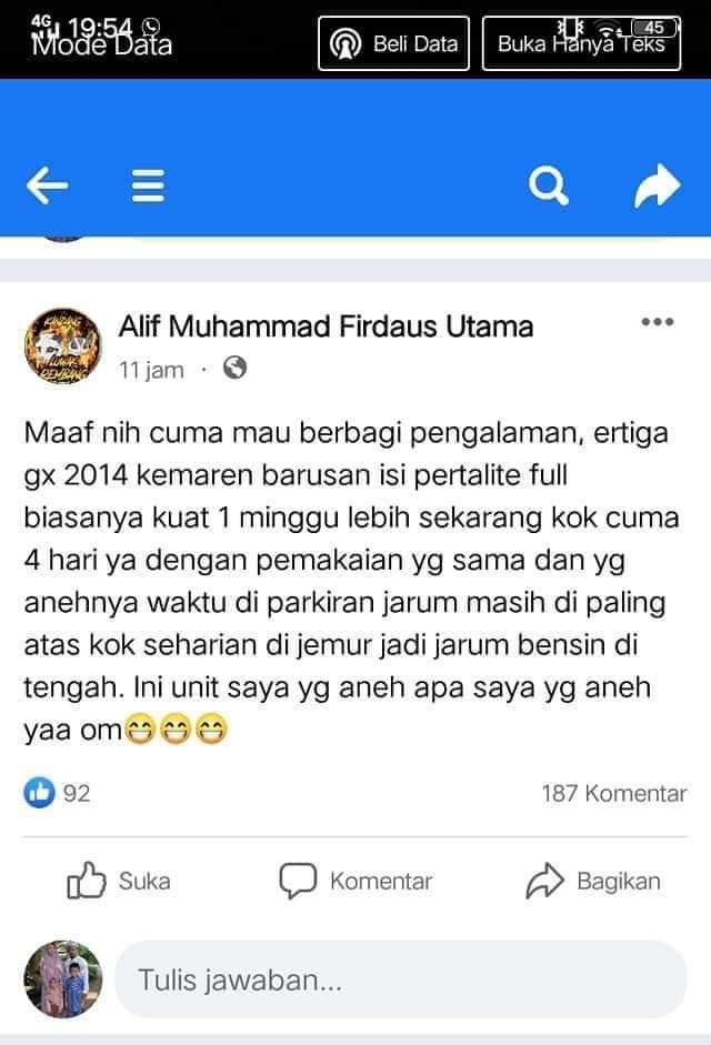 ferizandra's tweet image. Keluhan pengguna BBM Pertalite akhir2 ini... gak cuman pengemudi mobil, pengendara motor pun punya keluhan yang sama : bensin jadi lebih cepat habis meskipun jarak yang ditempuh kendaraan tetap sama, bahkan bensin berkurang (menguap...?) saat kendaraan gak dipakai... 🤔🙄