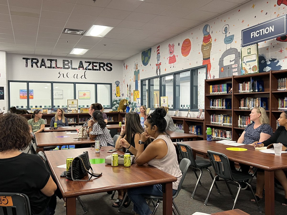 AP_Ragan's tweet photo. Thank you @discoverypto1 for a wonderful first meeting of the year!  Looking forward to seeing even more amazing parents and teachers at our future meetings! Thanks for the snacks and great information! https://t.co/BtMx61GvEQ