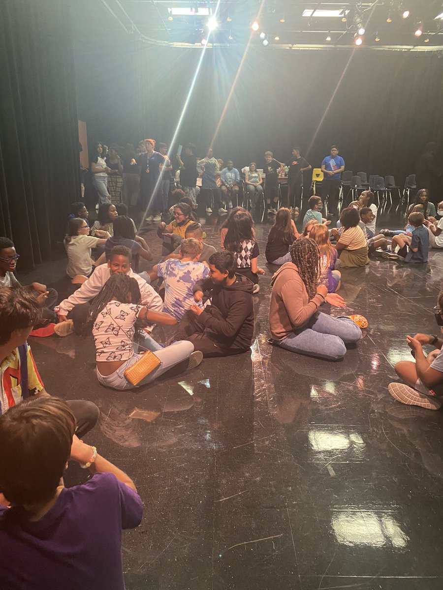 arrowheadplayer's tweet photo. Drama Club fun! 🎭Thank you @manvel_theatre for hosting us! We had a BLAST! @AISDFineArts @ManvelJH @AlvinISD #theatregames #ensemblebuilding #theatrelife https://t.co/S0H2h4reMe