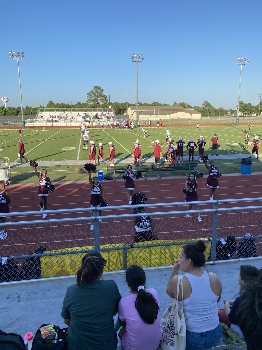 Lots of energy at tonight’s 8th grade <a href="/WunderlichKISD/">Wunderlich Int.</a> football game! Great plays by the team, amazing music from <a href="/Wunderlich_Band/">Wunderlich Band</a>, and the spirit from <a href="/WunderlichCheer/">Wunderlich_Cheer</a> is strong!