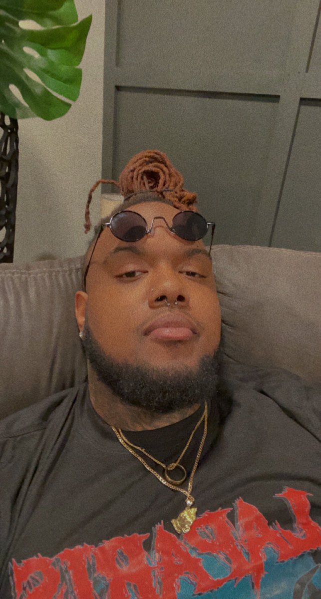 TBooze's tweet photo. I’ve gotta to the point where I literally make money in my sleep 😴💭💴 https://t.co/3KWHm4HPUw