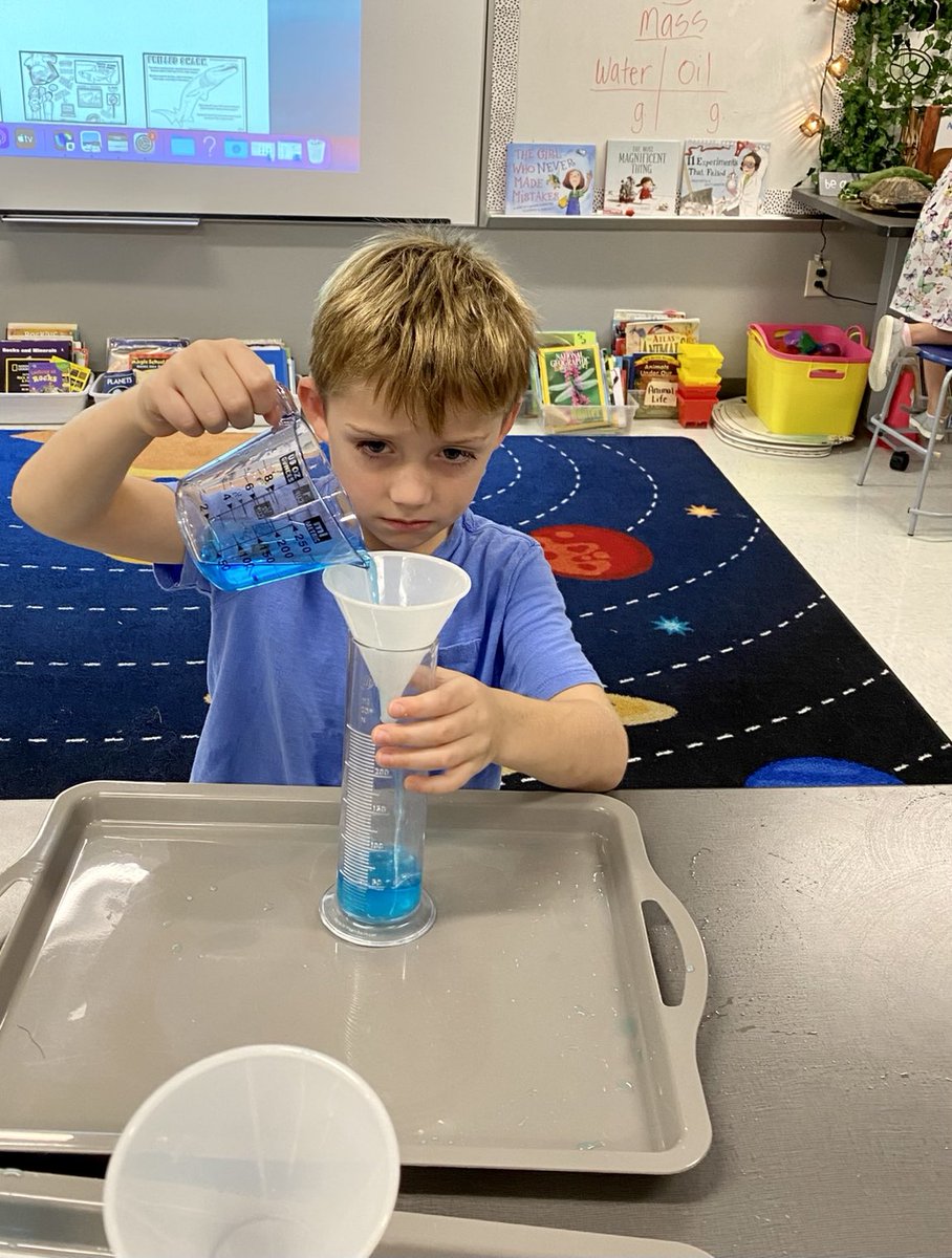 fultondl7's tweet photo. Who knew funnels could be so much fun? #osestars #lisdscience #stemed #scienceteacher #lisdone https://t.co/QoTcF26s8a