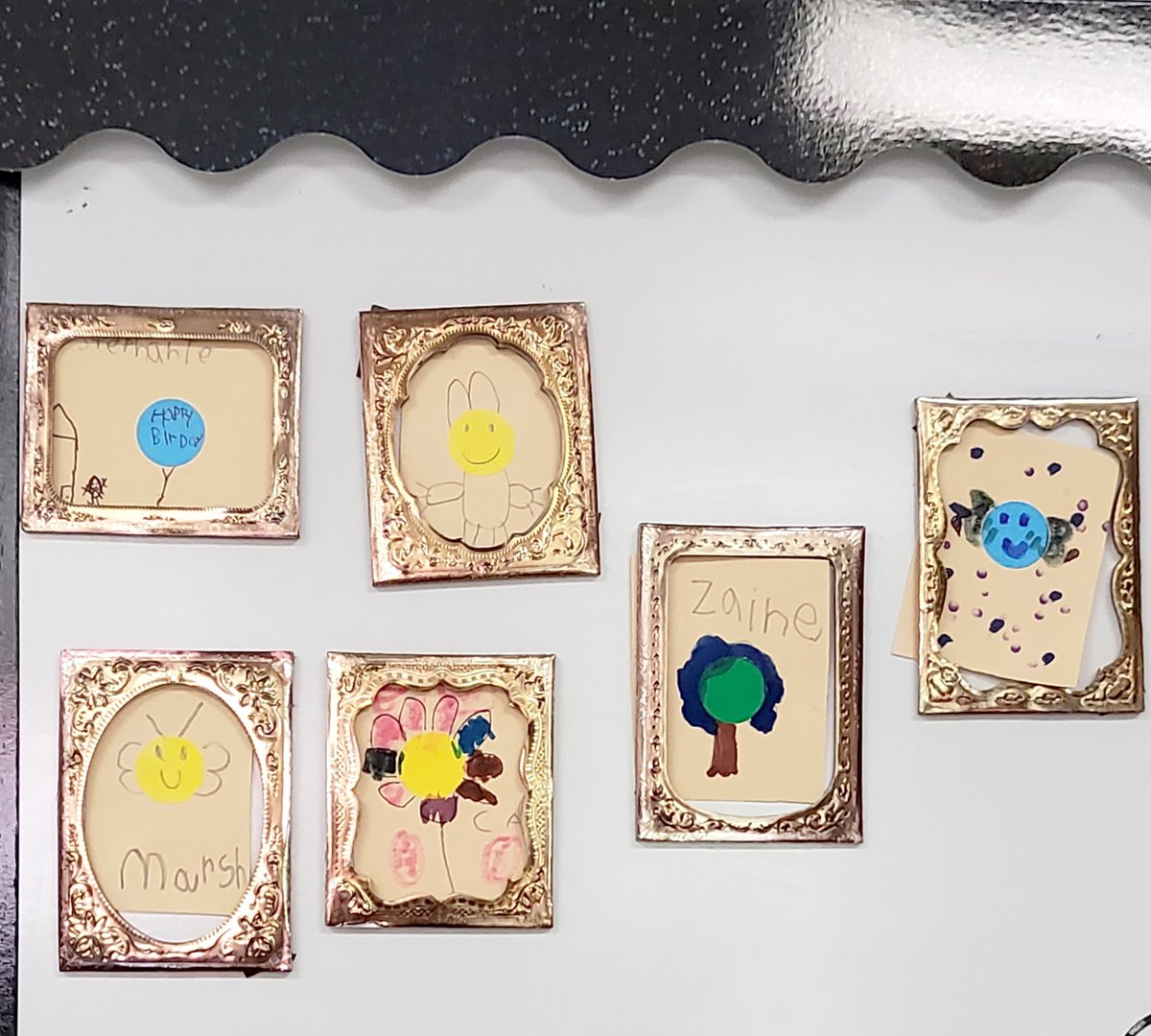 KransonKristina's tweet photo. Some of the early finishers from our #dotday projects created miniature dot day art to be hung in magnetic gold frames @DotClubConnect https://t.co/Yga9MxnKwz