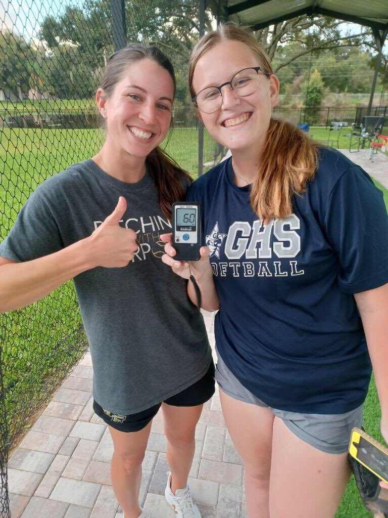 Ashley Custin tweet media