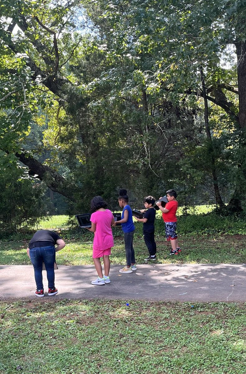 MsWilsonGrade3's tweet photo. Today my Ss went outside taking notes on areas of the playground they would like to update. Later they will be writing letters to our principal persuading him to make some changes! We are LOVING this @SavvasLearning PBL unit @GroveElementary #3rdistheword #makelearningmeaningful https://t.co/Srod4y44O4