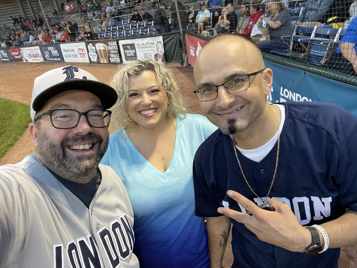 loopdogg's tweet photo. So pumped for @londonmajors playoff action tonight at #LabattPark! https://t.co/8vw0koHzJ5