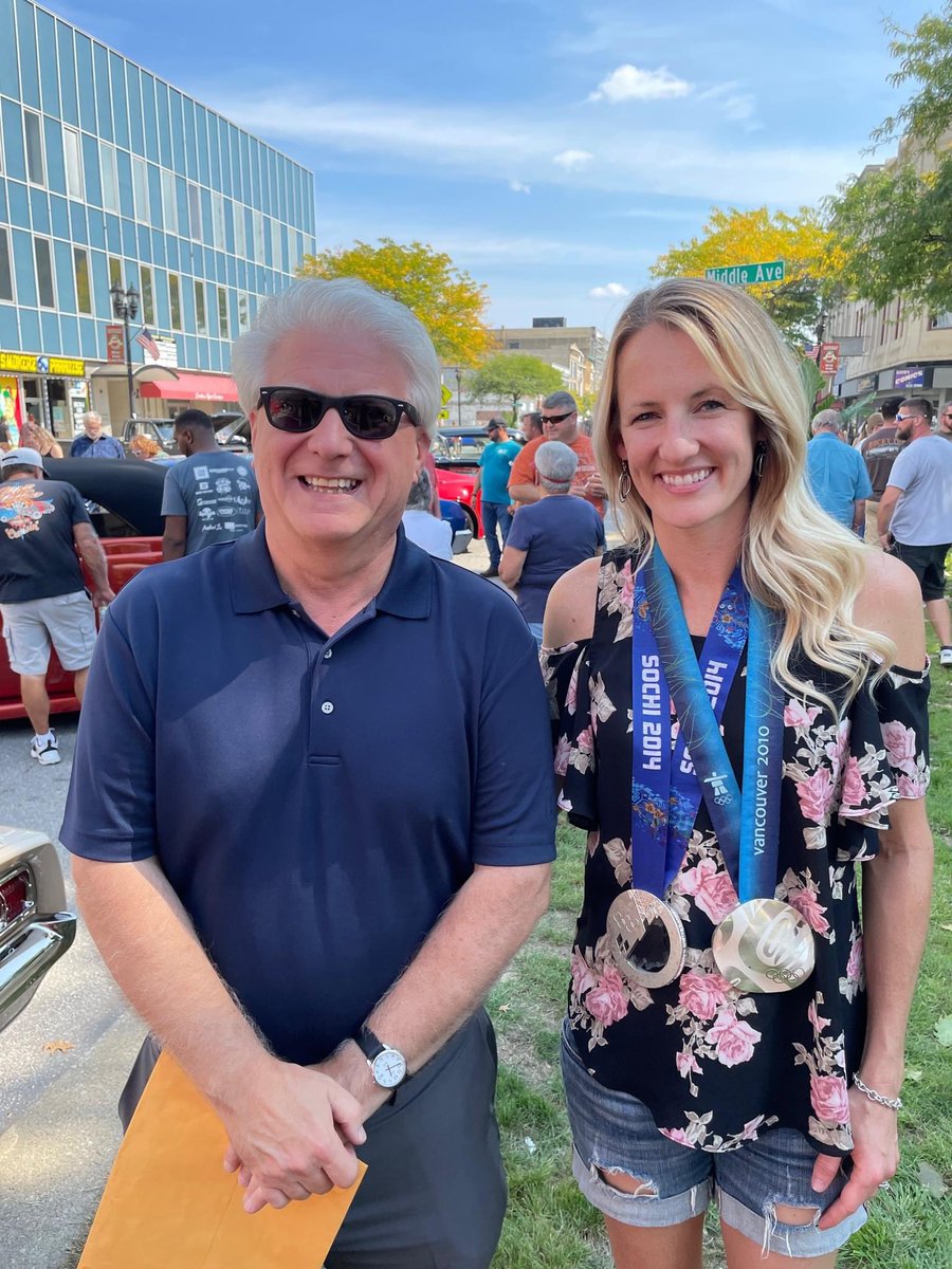 As a hockey fan was thrilled to meet <a href="/BrianneMcL/">Brianne McLaughlin</a>, two time silver medalist goalie for Team USA Hockey. Proud to know she is one of our Lorain County residents.