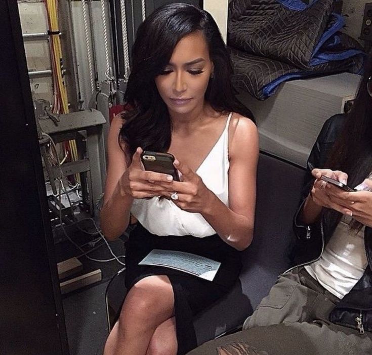 hourly naya tweet media
