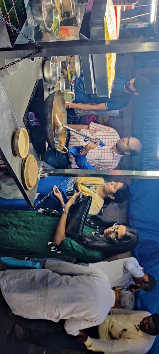 FSDAUP's tweet photo. DOM-24 test done by Food Safety Officers to test the efficacy of frying oil used by street food vendors and food business operators.
#fsdaup #eatrightchallenge #ffrc #eatright #FSSAI https://t.co/0uQZUb4UXD