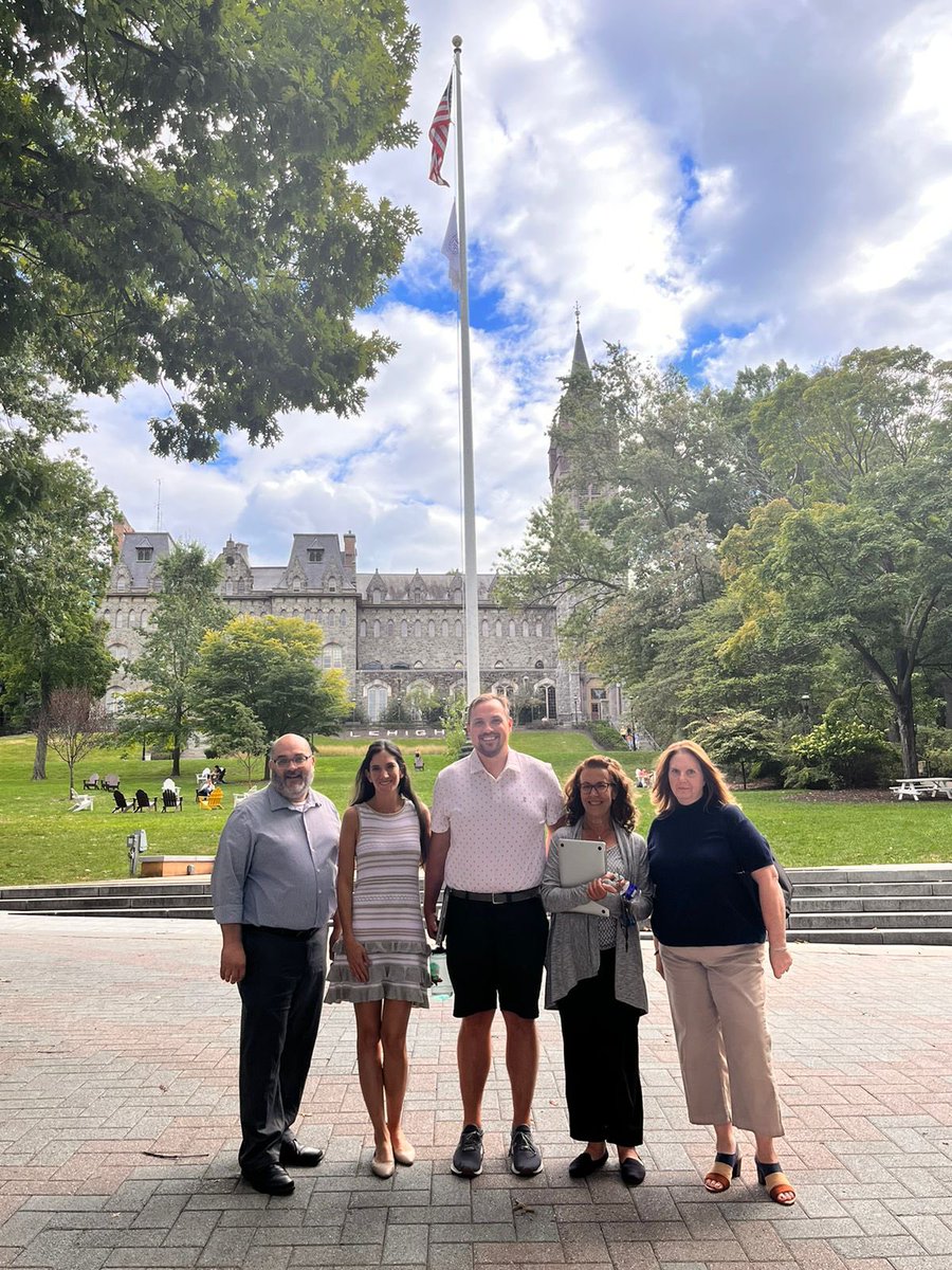 Universidad San Francisco de Quito tweet media