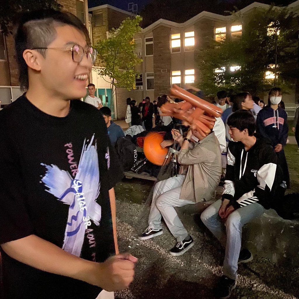 RenisonELI's tweet photo. Have you ever made a spider-dog? It’s a hot dog wiener cut at the edges so that it will curly like spider legs when it is cooked over a bonfire! Delicious! 😋 🌭
#uwaterloo #renisonuc #studyabroad #studyincanada #spiderdogs #bonfire https://t.co/jdjLI3ndzE