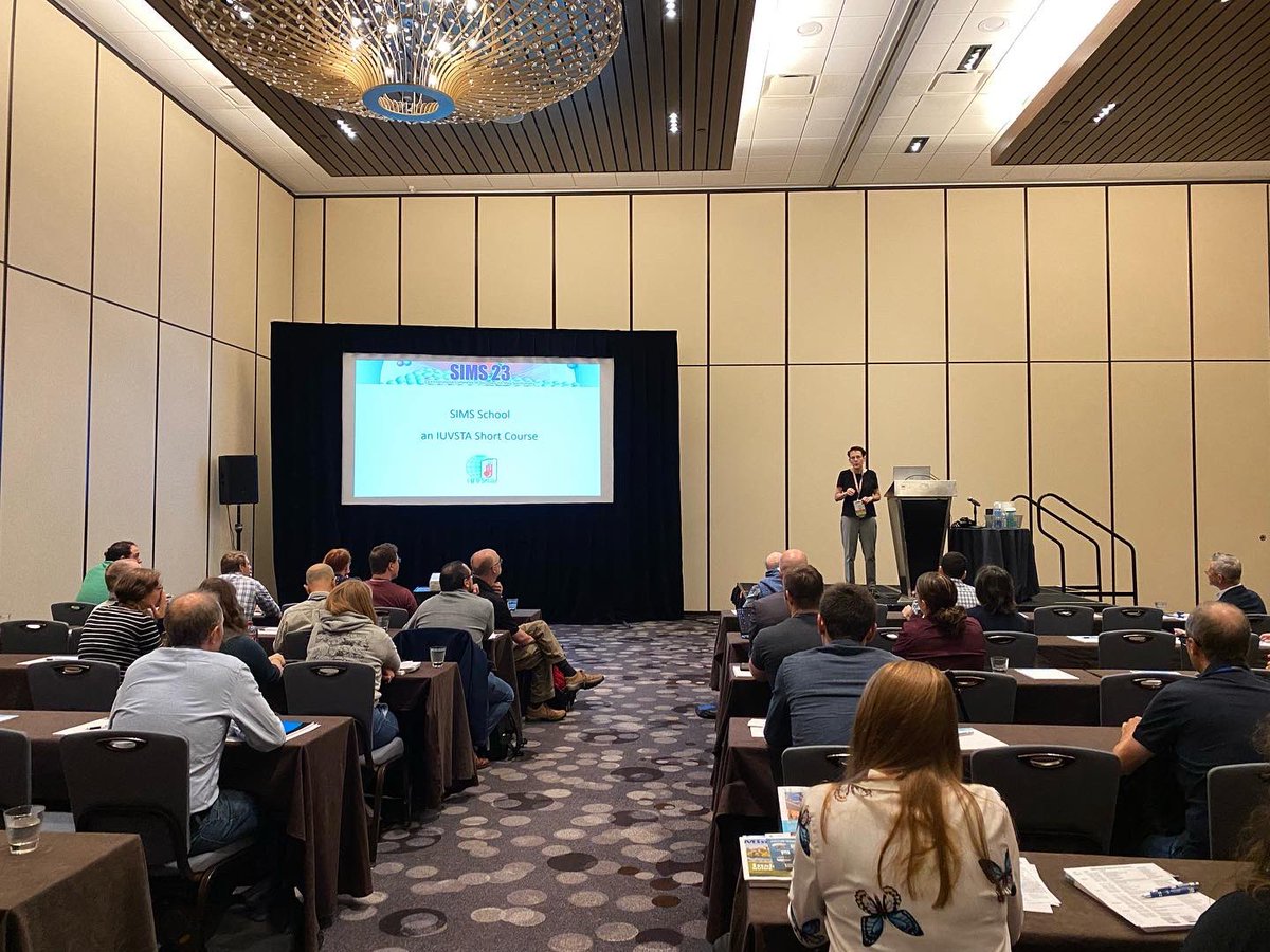 Torukichi_Japan's tweet photo. I am attending an international conference "SIMS23 in Minneapolis, USA🇺🇸

アメリカ合衆国、ミネアポリスにて、国際会議 "SIMS23" に出席中🇺🇸

#SIMS23 #minneapolis #ミネアポリス #AVS #国際会議 #internationalconference 

https://t.co/mJj9eprbDz https://t.co/IRYcL0Xpef