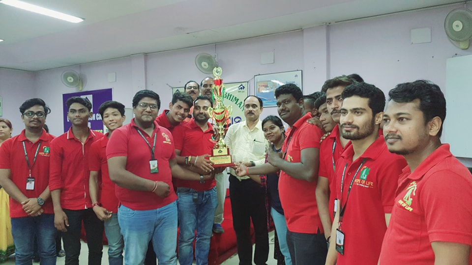 rourkela360's tweet photo. The team have also been awarded by @sailrsp1 for this initiative.
#hopeoflife #TreePlantationCampaign #TreePlantingActivity #TreePlantationDrive #mission10ktreeplantation #jointhechallenge #rourkela360 @DMSundargarh @RourkelaMC @jualoram @SaradaP12395642 @SUBRATTARAI4 https://t.co/AeRdpSoJOG