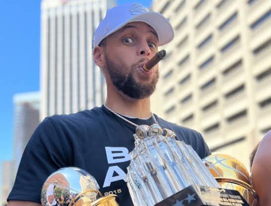 ClutchPoints's tweet image. 💨🏆 CHAMPS OUT WEST 🏆💨

         Plum x Curry x Stafford