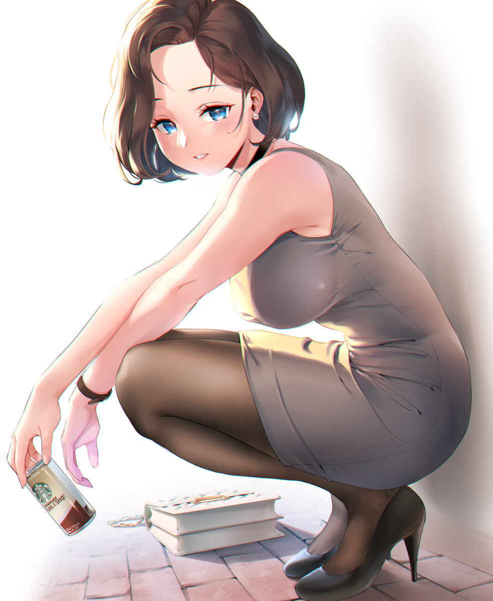 SoyShrimp's tweet photo. 缶コーヒー #人妻 #milf #販売員さん https://t.co/6Rr7USPQOl https://t.co/pEGtc391Aa