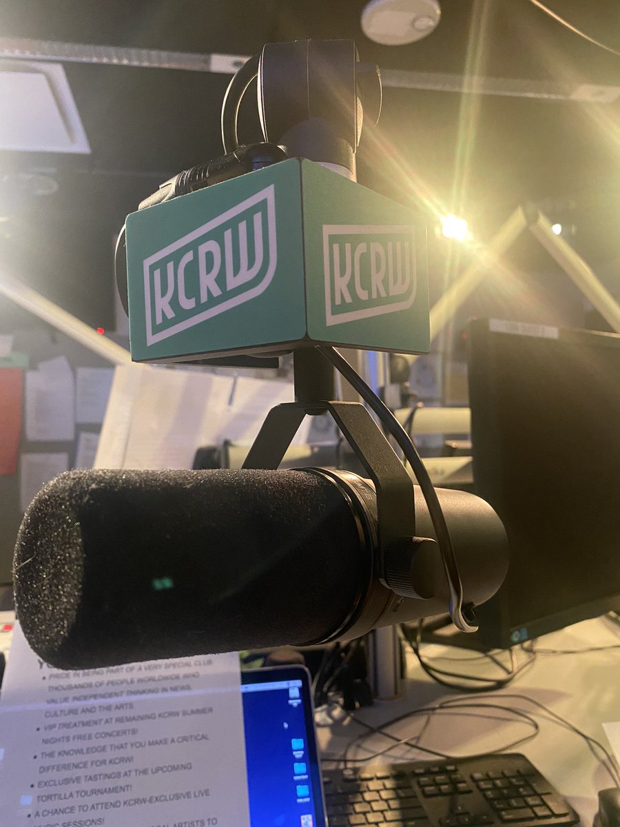 raulcampos's tweet photo. Weekend, weekday, daytime, nighttime….
It’s all the right time to support @KCRW! Helping out the big fella @travisholcombe in the last few minutes for this Tuesday night!!
.
#supportkcrw #KCRW.com/give
800.600.5279 https://t.co/y79nKIAx0q