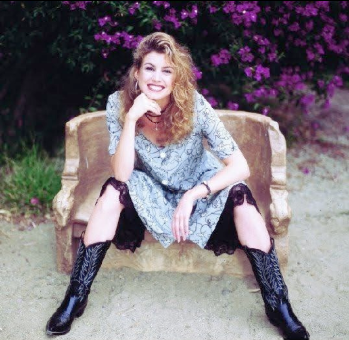 Happy 55th Birthday, Faith Hill!! 

How it started, and How it\s going!    
