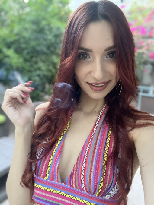 Hope everyone had a great day! 🤍💗 https://t.co/pzGdJmCiU6<a href="/tag/mvsales"class="tags"><span>#mvsales</span></a>