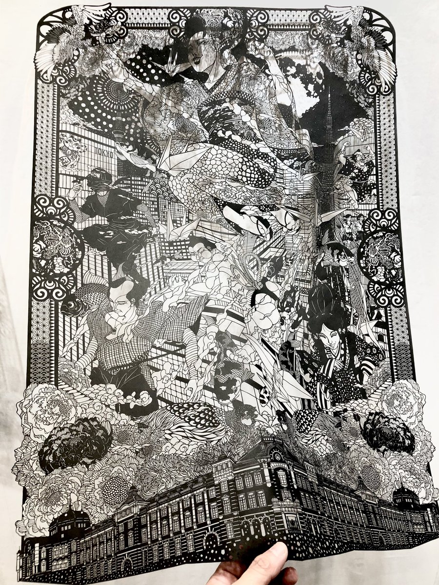 全体と一部。
#切り絵 #papercuttingart #art
こんな感じの大判切り絵をまた作りたいんやけどねえ…。
